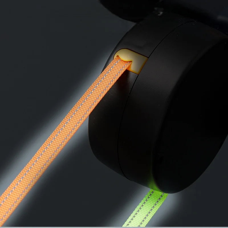 Dual-Dog Night-Safety Retractable Leash (3m Length, with LED)