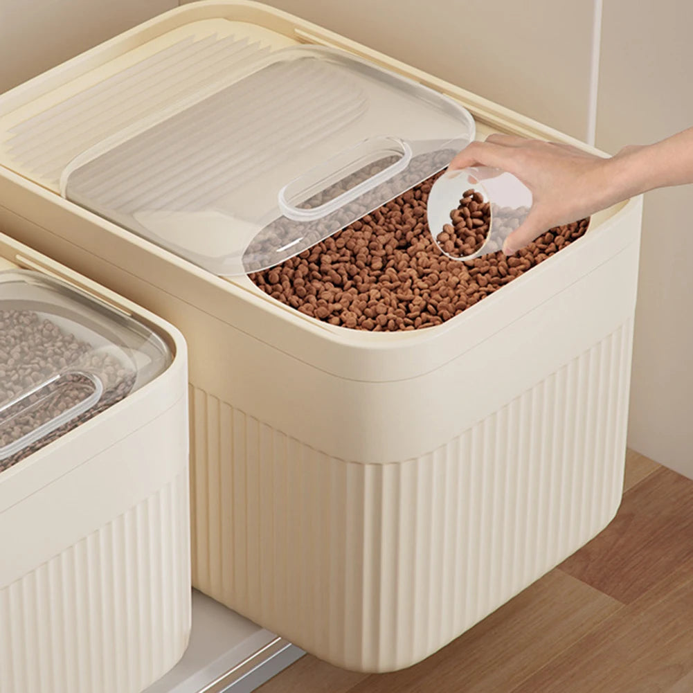 Airtight Fresh-Lock Pet Food Keeper