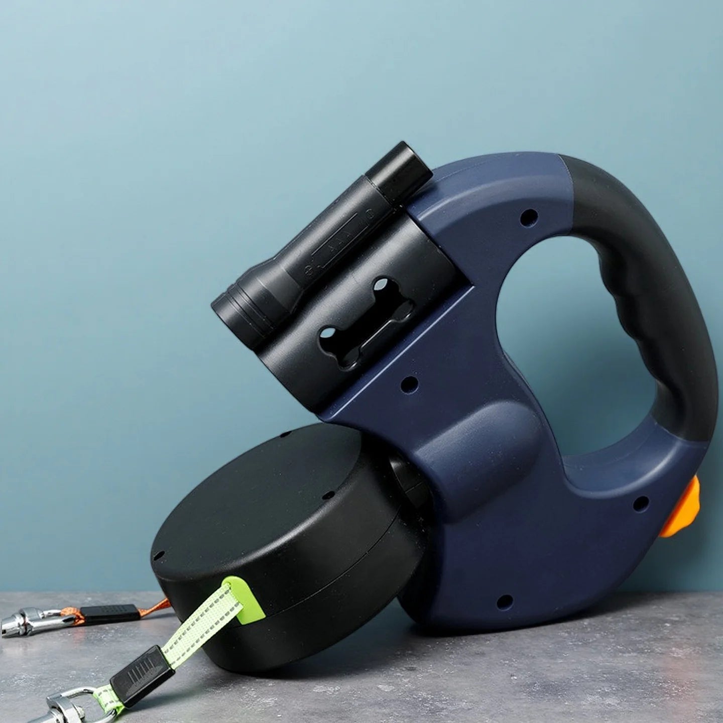 Dual-Dog Night-Safety Retractable Leash (3m Length, with LED)