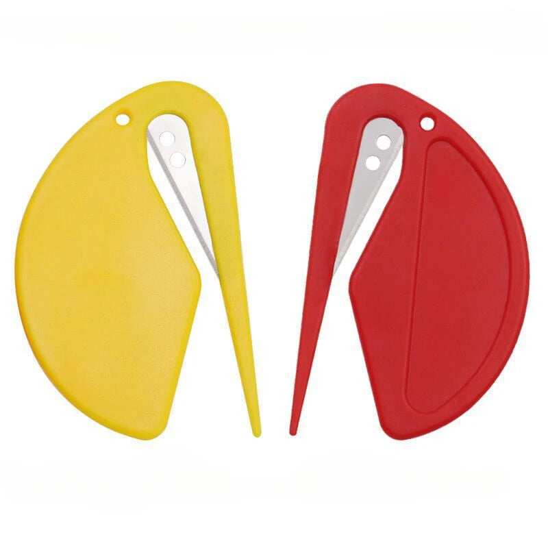 Hidden Blade De-Matting Comb & Hair Cutter