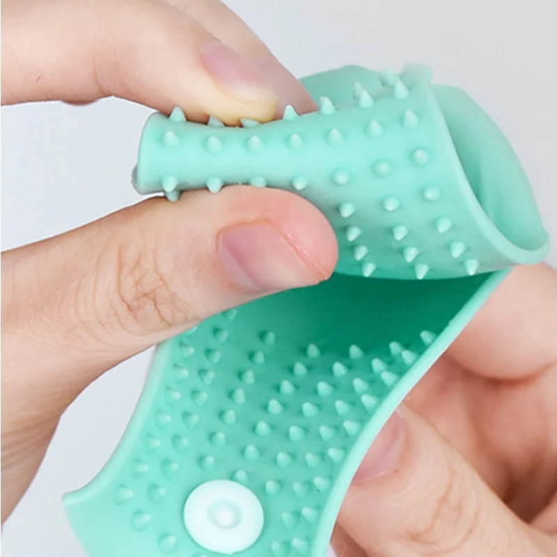 Silicone Anti-Scratch Cat Paw Protectors (For Bathing & Grooming)