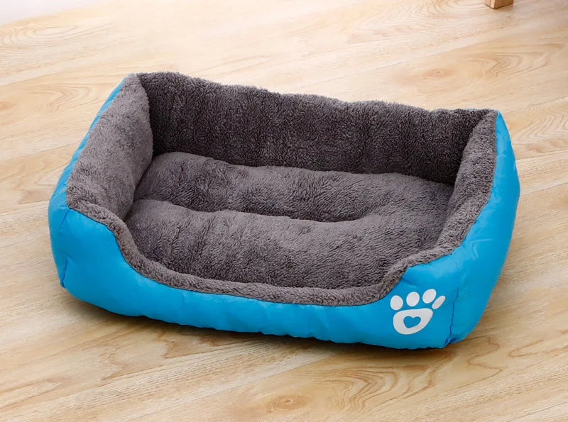 Insulated Thermal Pet Bed - Cozy Warmth and Comfort
